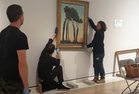 Accrochage de "Paysage avec des arbres" de Félix Vallotton à la Royal Academy of Arts de Londres