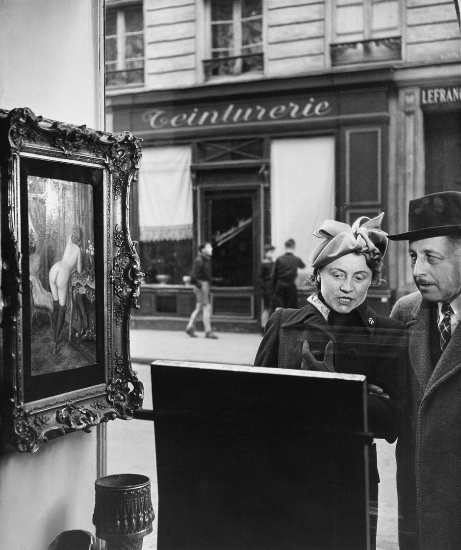 Robert Doisneau (1912-1994) - Le Regard oblique, Paris, 1948 - 29.8 x 35.5 cm © Atelier Robert Doisneau (See the caption hereafter)