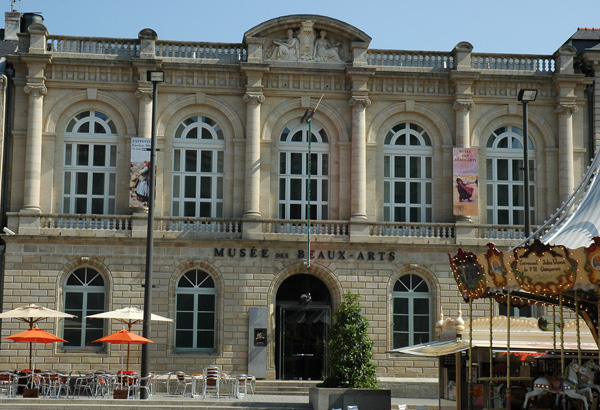 Façade du musée (See the caption hereafter)